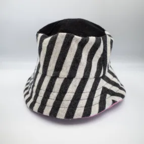 Black and White Striped Reversible Cashmere Bucket Hat Large