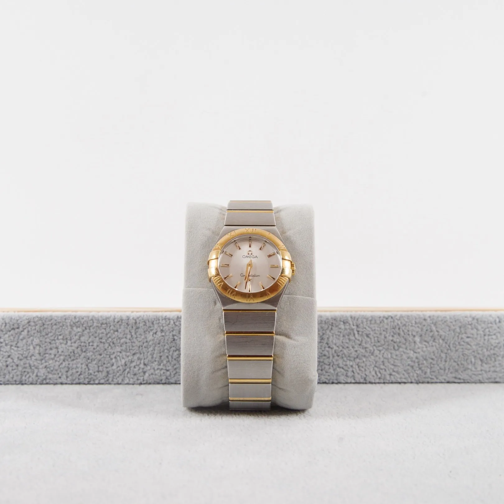 Constellation Lady Steel/Yellow Gold 25MM MOP  91212606