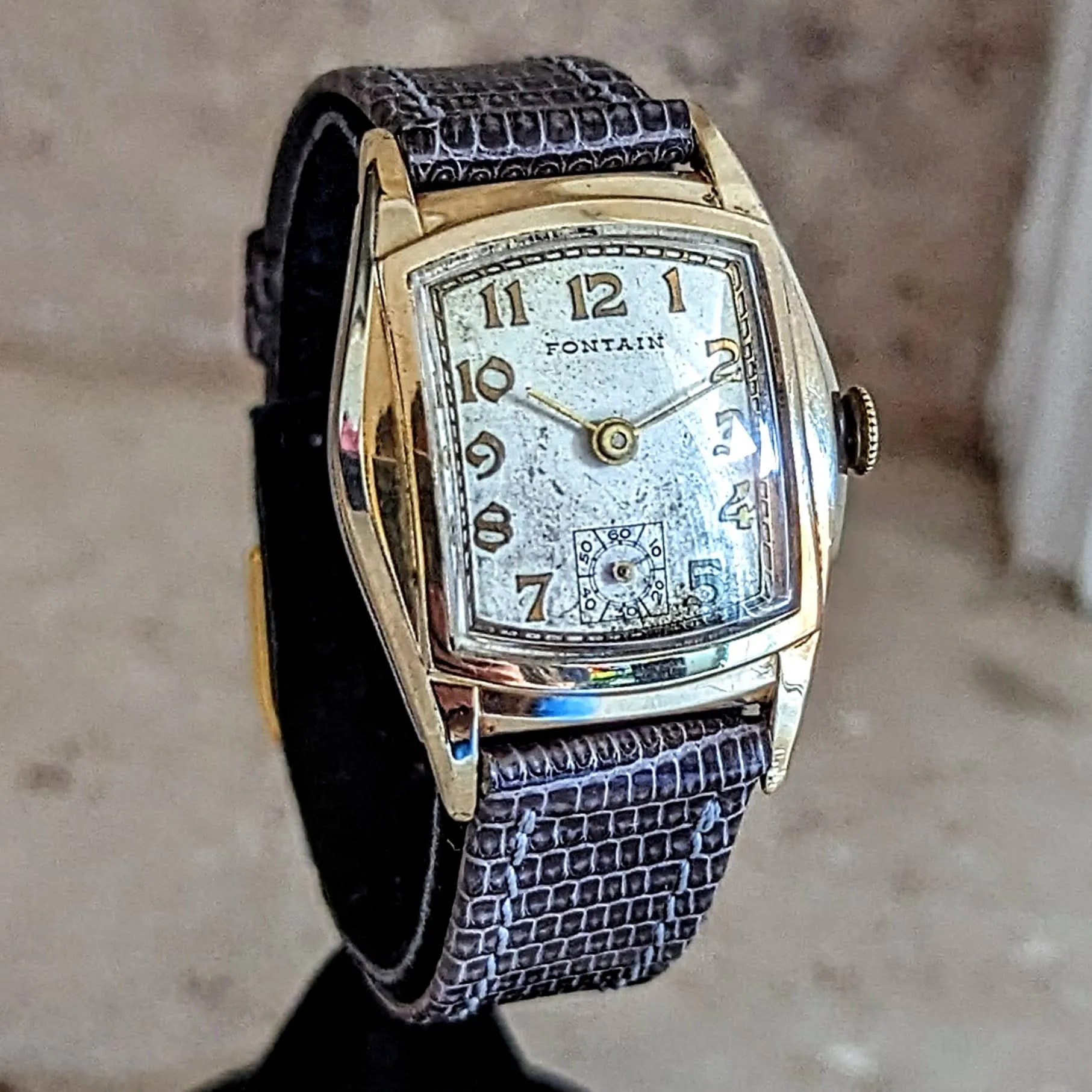 FONTAIN Wristwatch by Helbros Watch Co. 7 Jewels Cal. 111 Swiss Made Watch