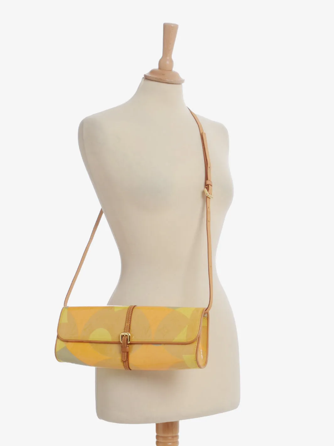 Louis Vuitton Monogram Vernis Pochette Fleur
