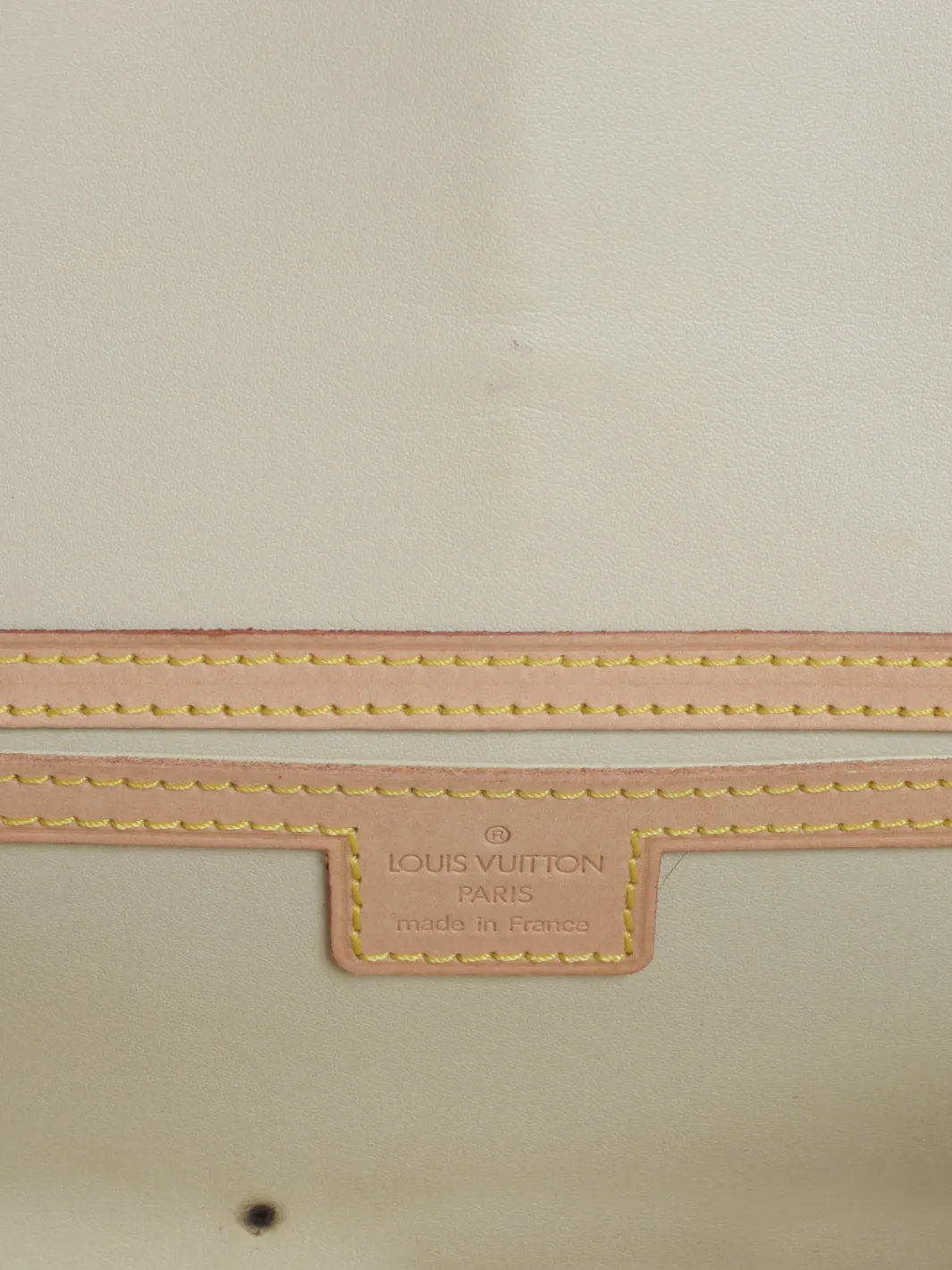 Louis Vuitton Monogram Vernis Pochette Fleur