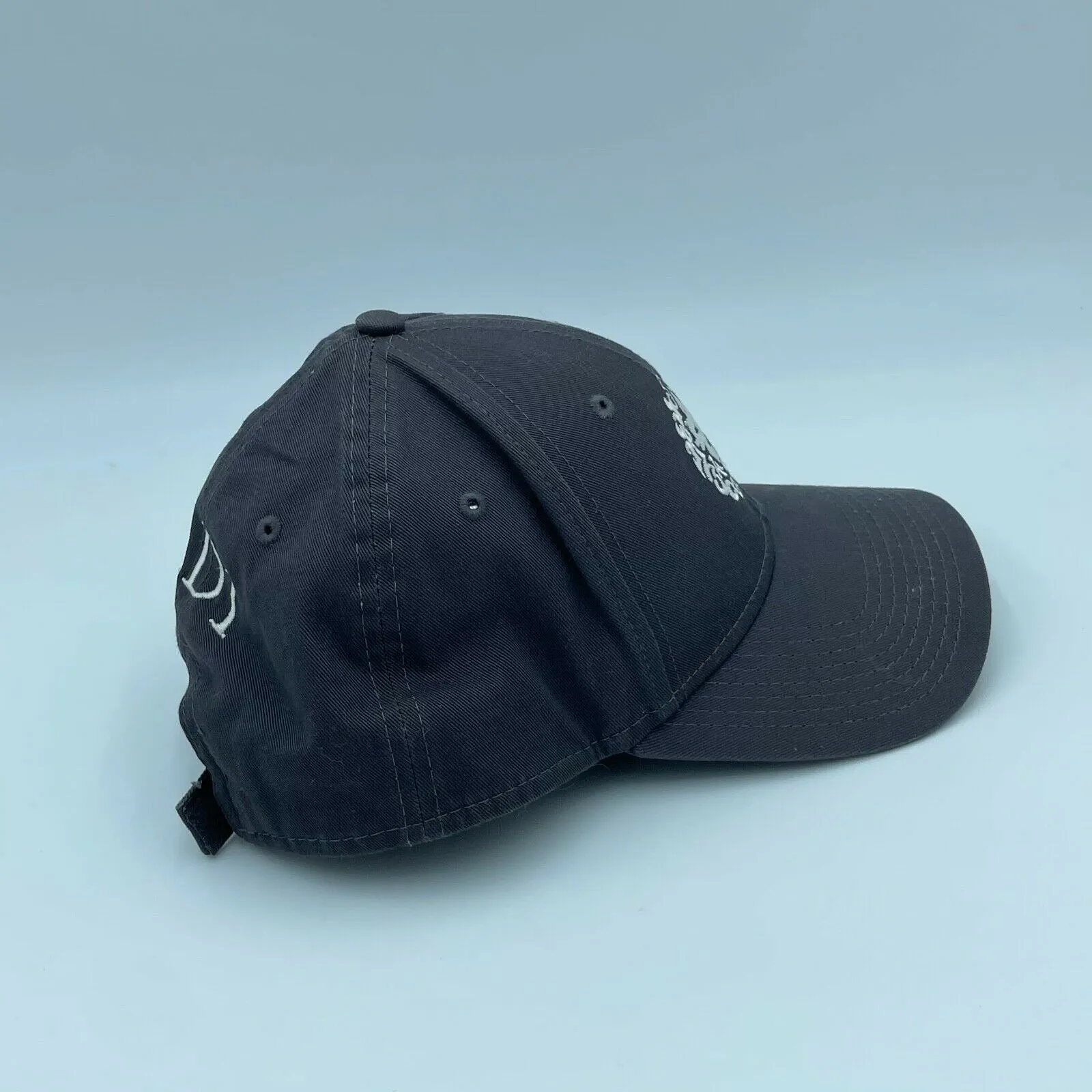 New Era 9 Forty Trucker Cap With Lion Adjustable