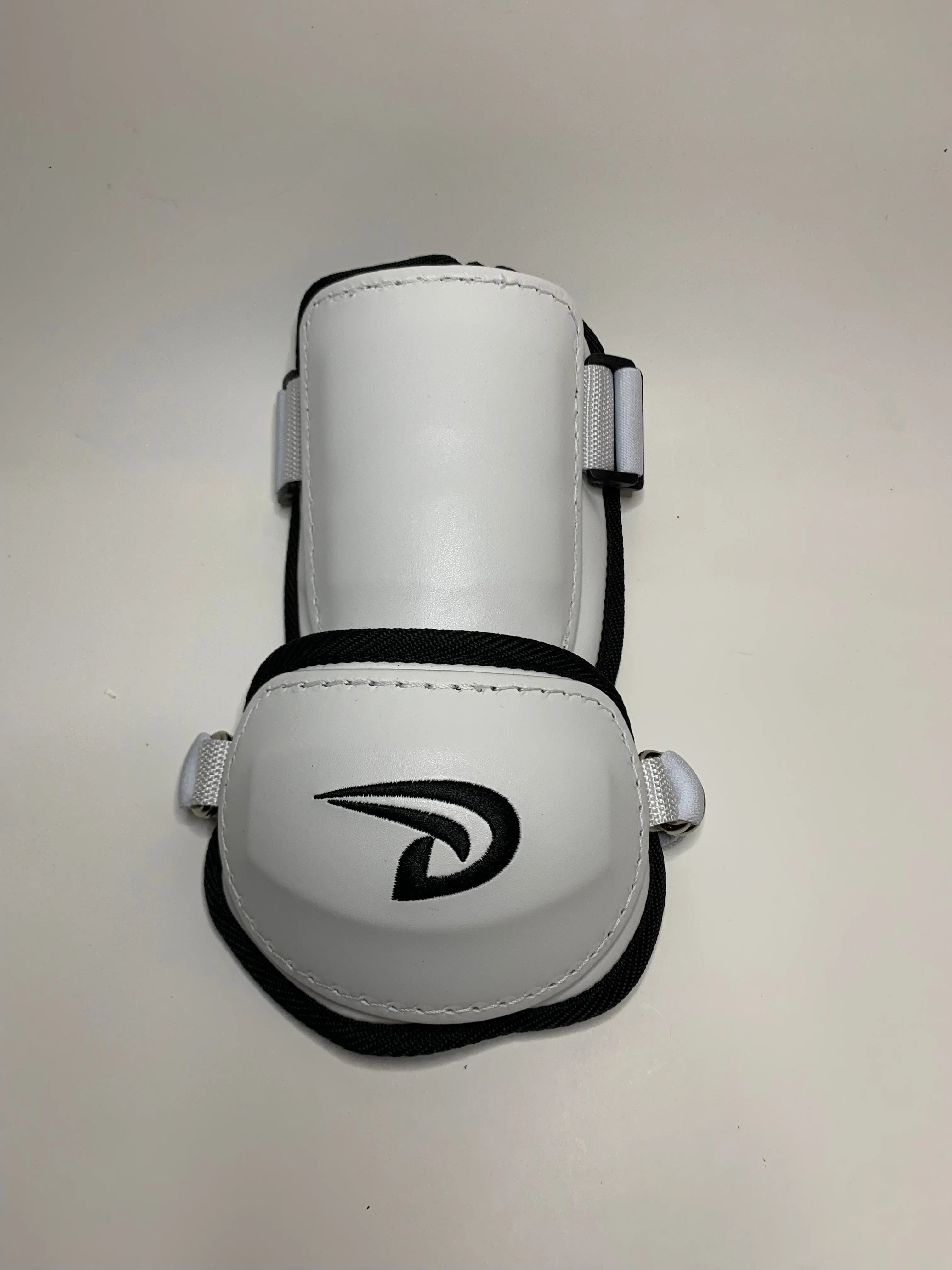 Praesidium Elbow Guard