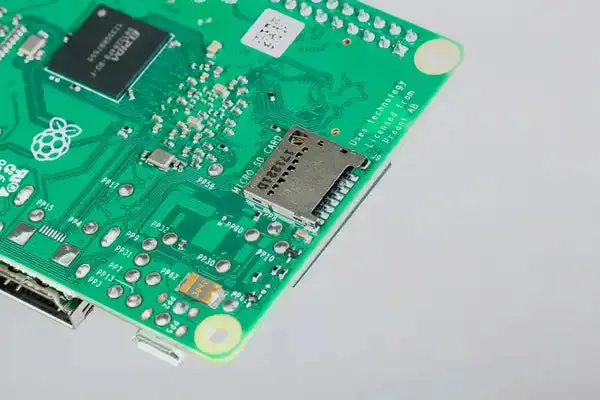 Raspberry Pi 3 Model B 