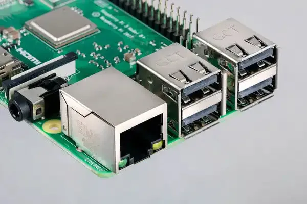 Raspberry Pi 3 Model B 