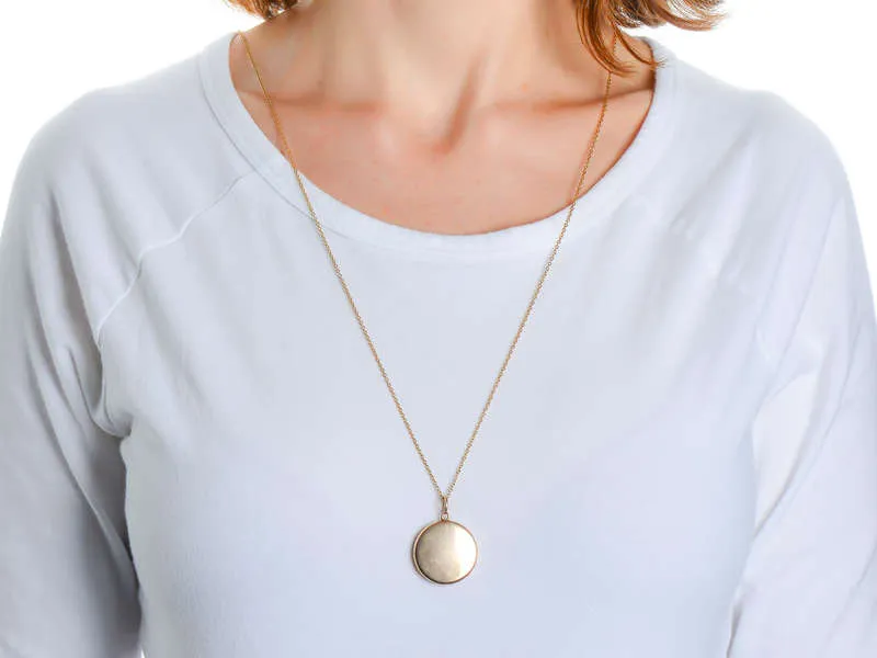 Simplicity - Round Gold Antique Locket