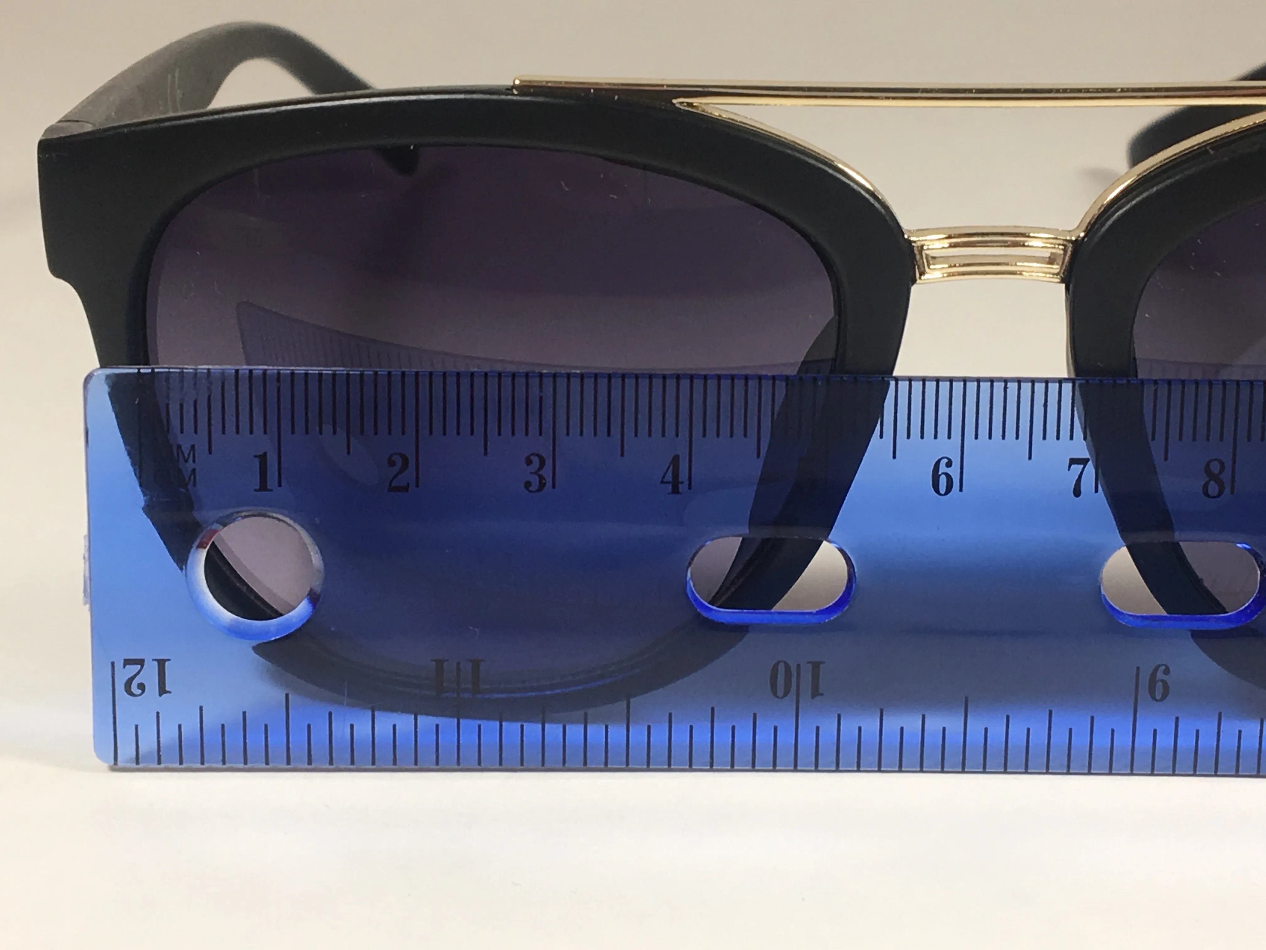 Tahari Brow Bar Designer Sunglasses Black Gold Gray Gradient Lens TH559 OX