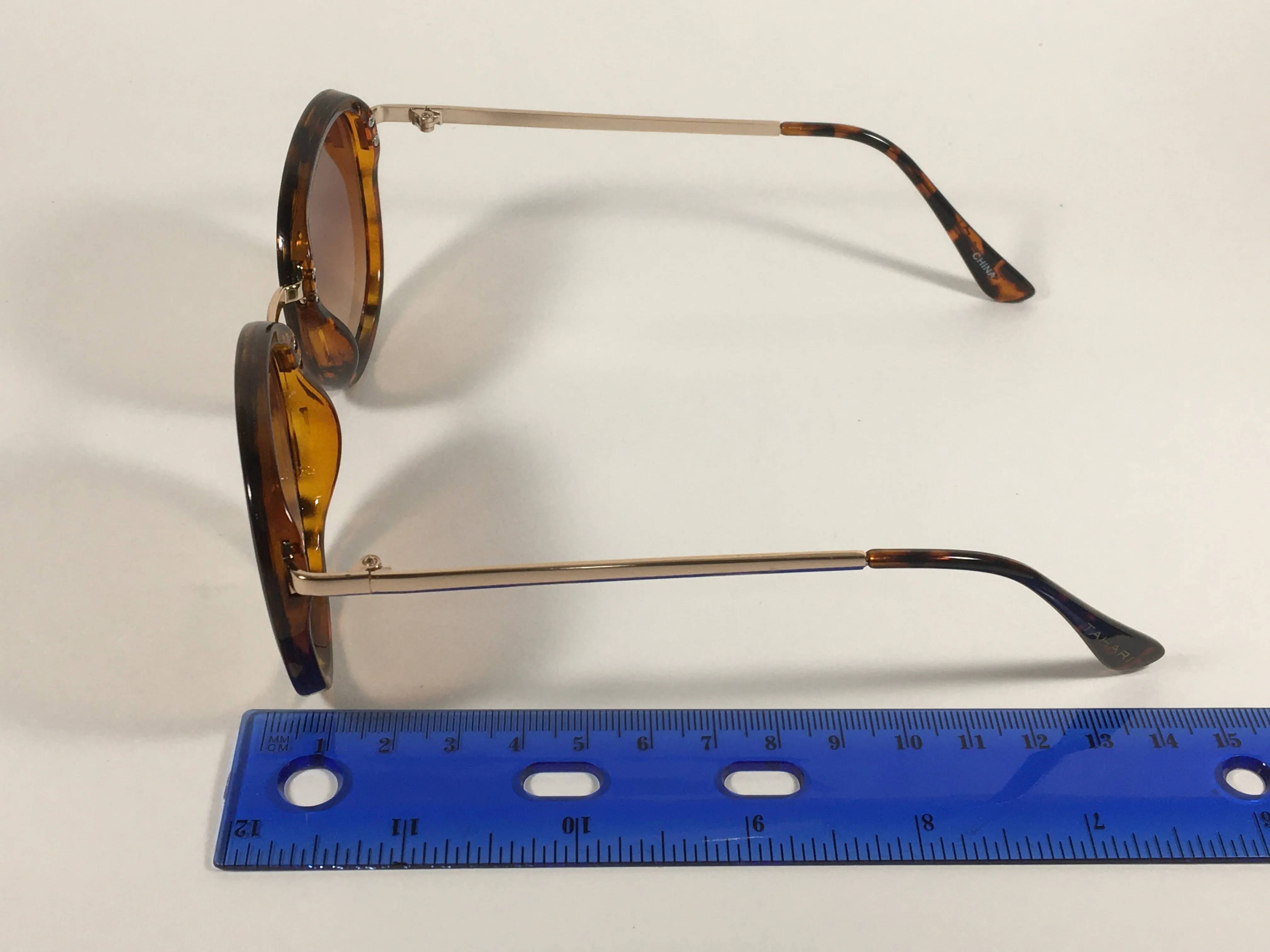 Tahari Rounded Aviator Sunglasses Brown Tortoise And Gold Frame Brown Gradient Lens TH734 TSGLD