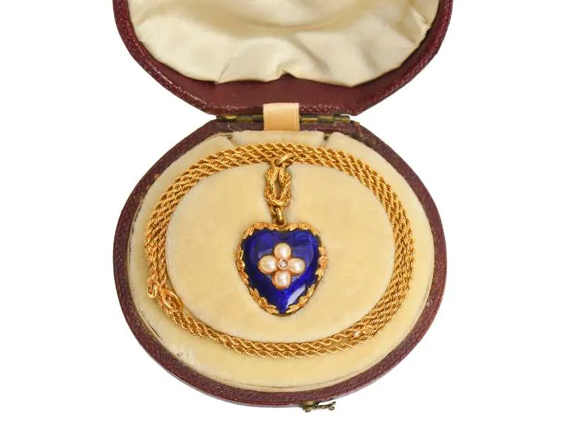 Victorian Love Knot & Heart Pendant Chain in Box